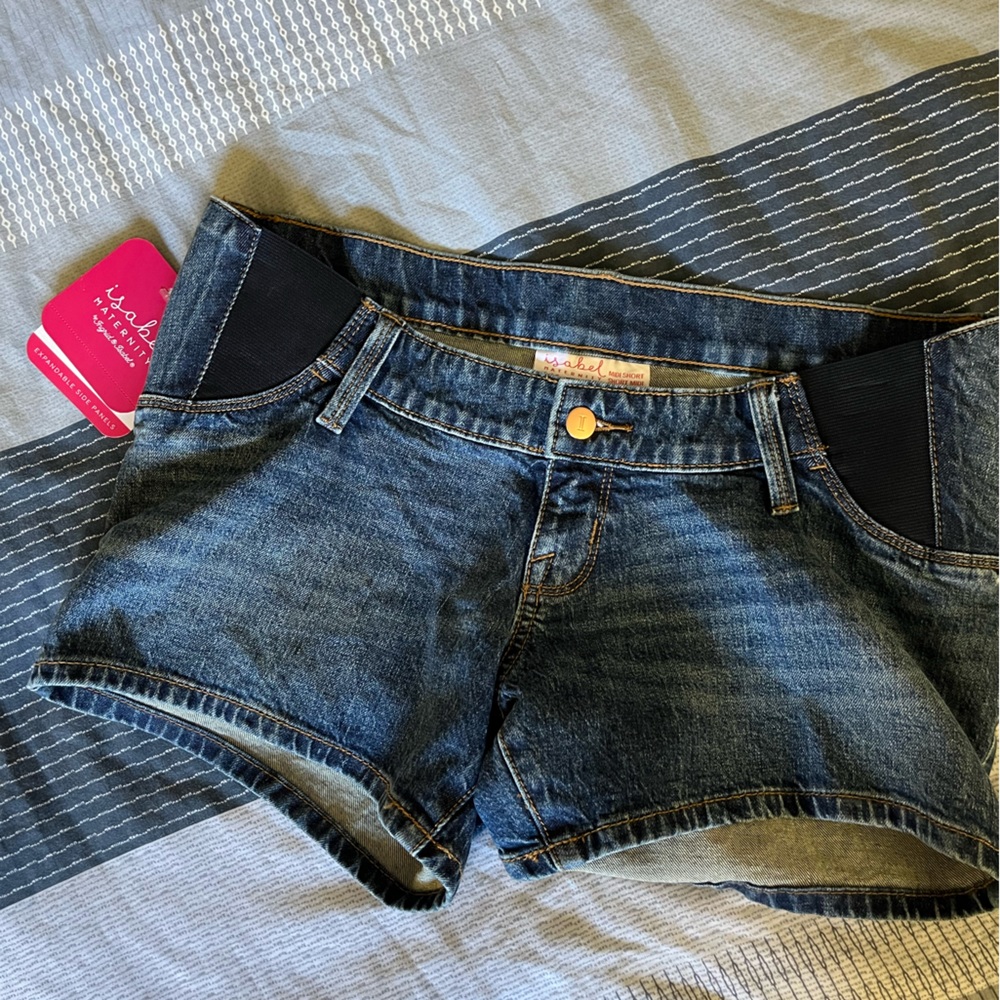 NWT Isabel Maternity Jean Midi Shorts Expandable Side Panels